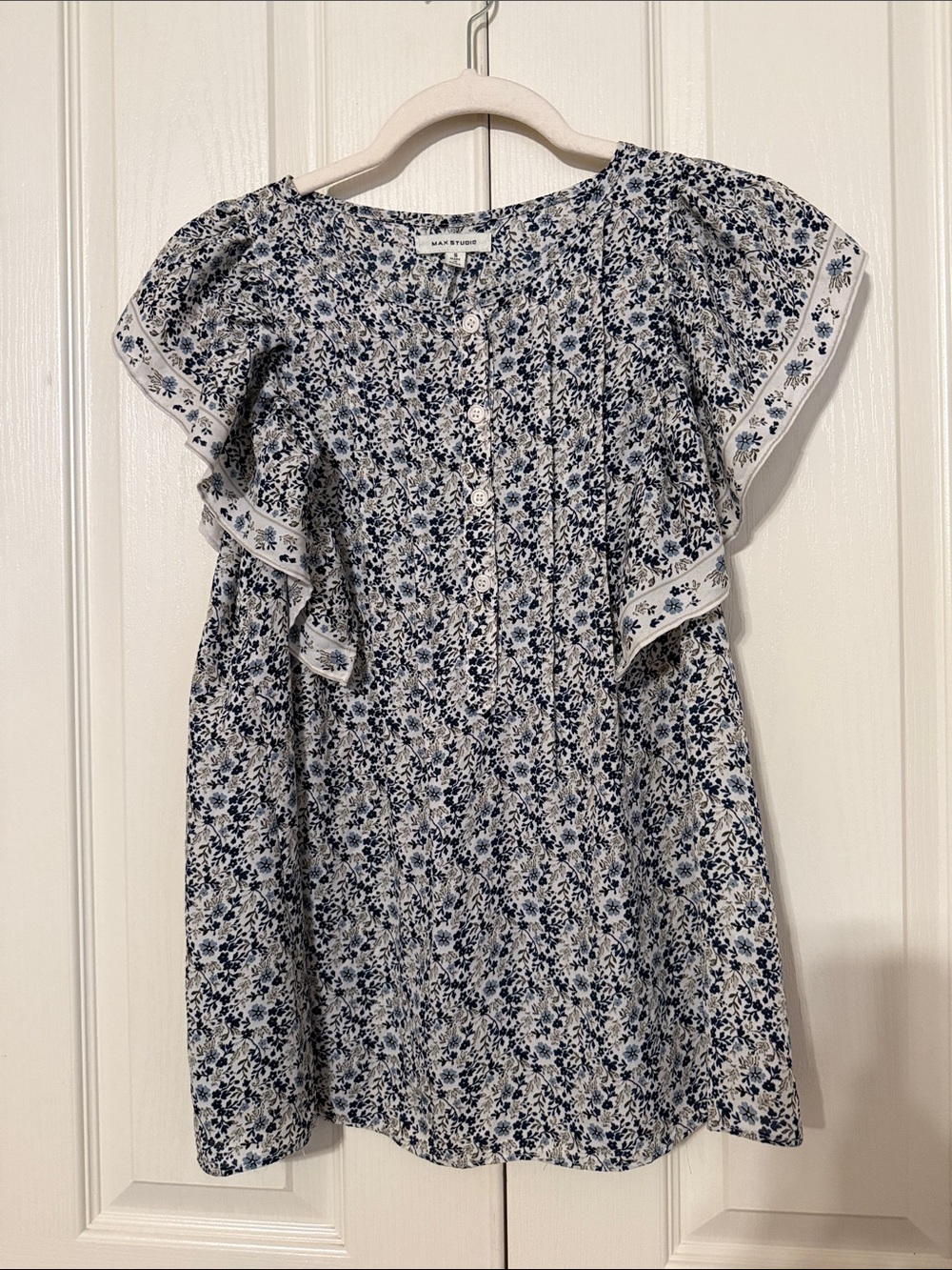 Max Studio White and Navy Floral Ruffle Blouse